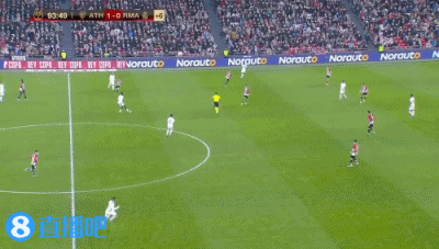 曼联精彩反击！齐尔克泽￼直塞助攻，库尼亚推射远角破门